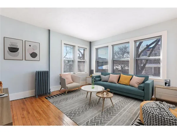 $1,295 | 1917 Emerson Avenue South, Unit 301, Minneapolis, MN 55403