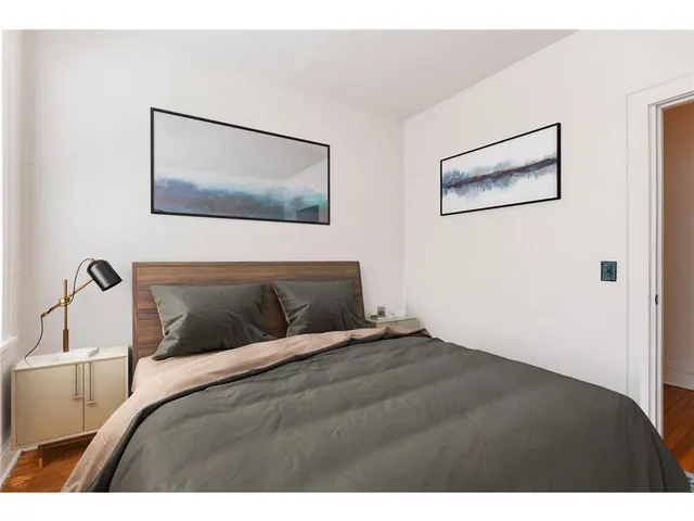 $1,295 | 1917 Emerson Avenue South, Unit 301, Minneapolis, MN 55403