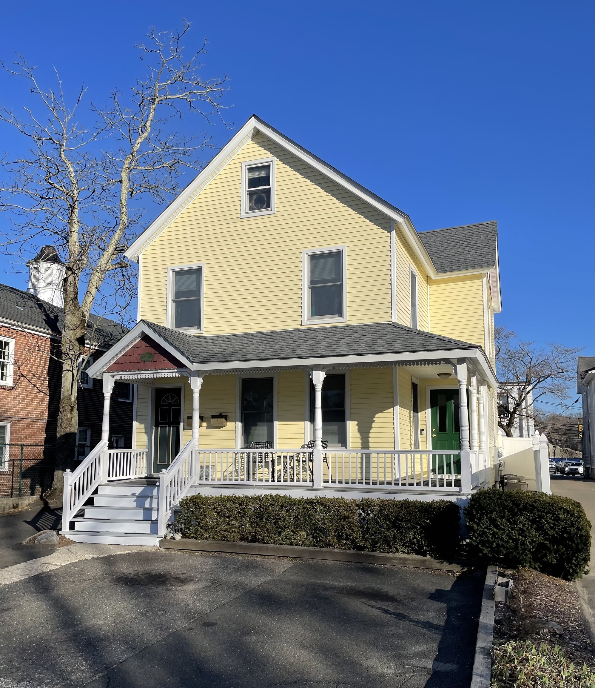 21 Grove Street Darien, CT 06820 - Photo 1 of 1