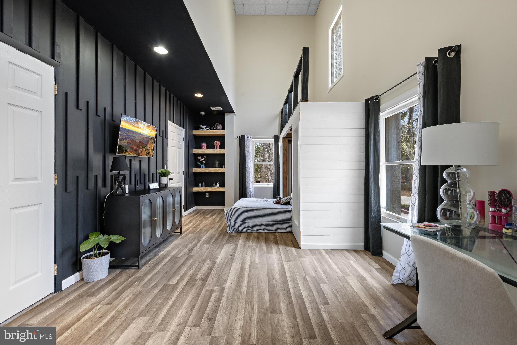 77 West Greenbush Road Tuckerton, NJ 08087 - Photo 43 of 75 a very nice looking room with wooden floor and furniture