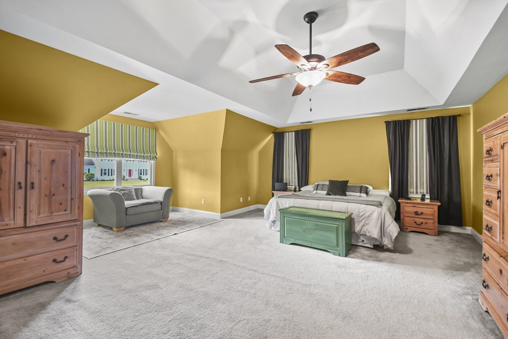 6 King Arthur Road Shrewsbury, MA 01545 - Photo 2 of 36 Gallery Image 2