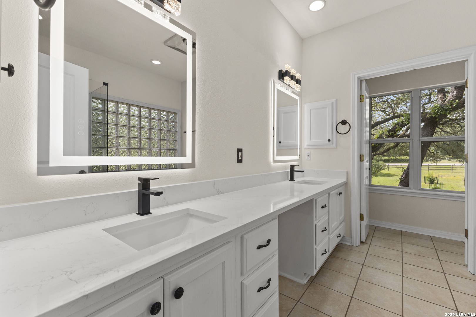 1245 Phantom Rider Trail Spring Branch, TX 78070 - Photo 11 of 53