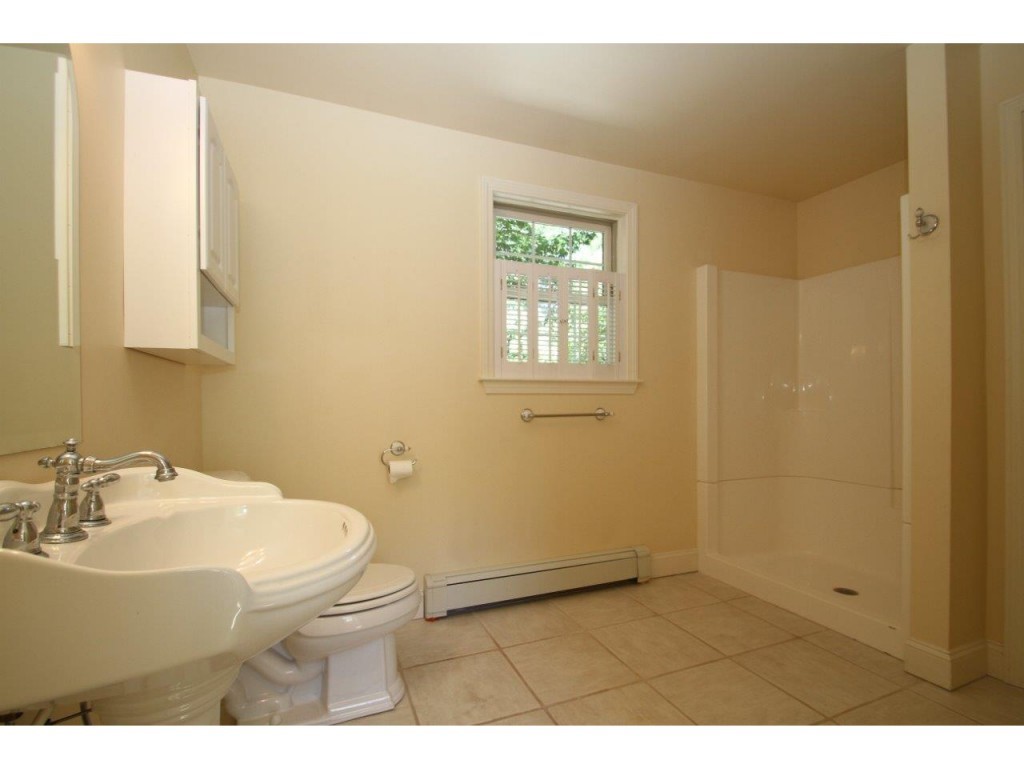 47 Birch Road Chester, NH 03036 - Photo 18 of 36