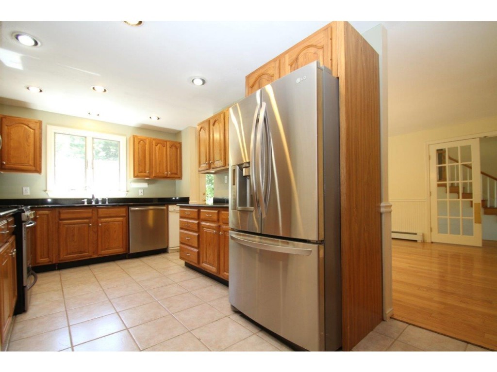 47 Birch Road Chester, NH 03036 - Photo 3 of 36