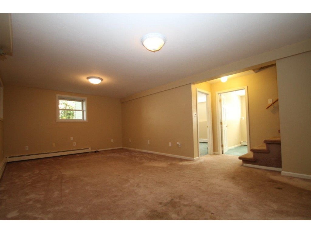 47 Birch Road Chester, NH 03036 - Photo 23 of 36