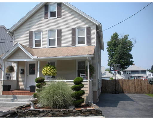 66 Farnsworth Street Springfield, MA 01107 - Photo 1 of 1 Gallery Image 1