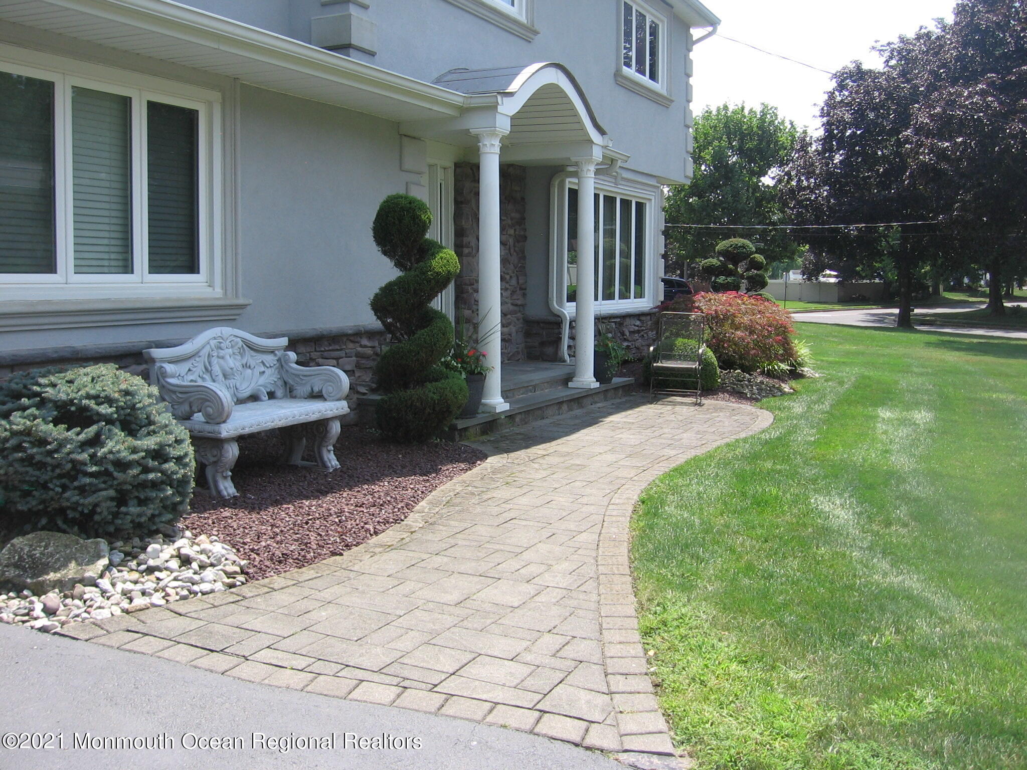 18 Quebec Road Marlboro, NJ 07746 - Photo 4 of 49 4-7ciR4z3fTIyMJLAuMQAw_temp