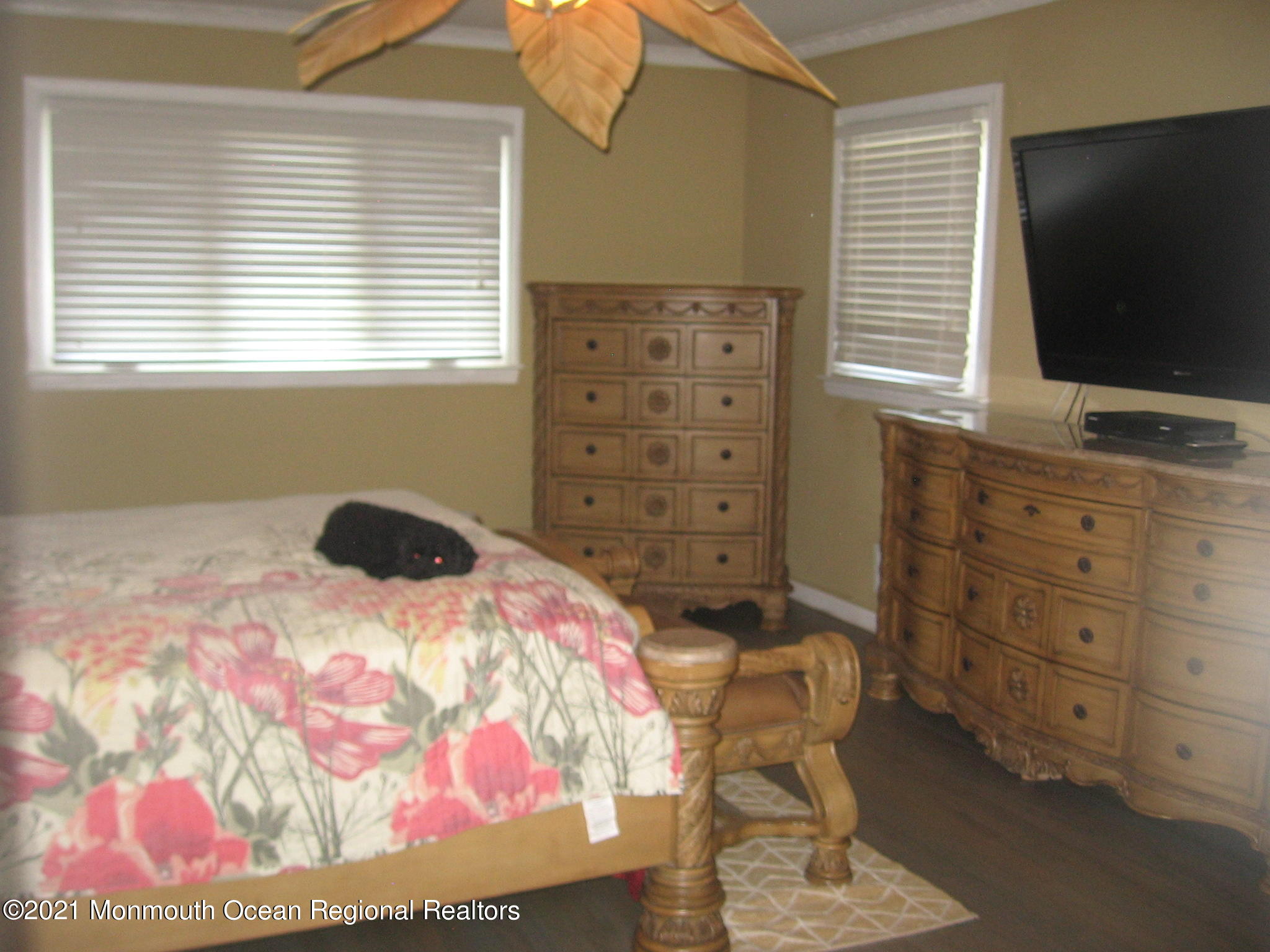 18 Quebec Road Marlboro, NJ 07746 - Photo 34 of 49 34-ePLmCSRdSreSgNNJgeMw_temp