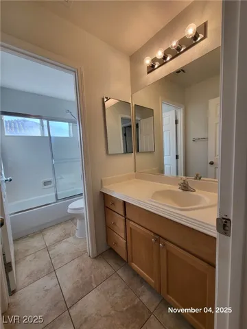 $2,005 | 6147 Pine Banks Court, Las Vegas, NV 89141