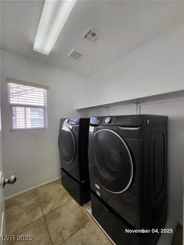 $2,005 | 6147 Pine Banks Court, Las Vegas, NV 89141