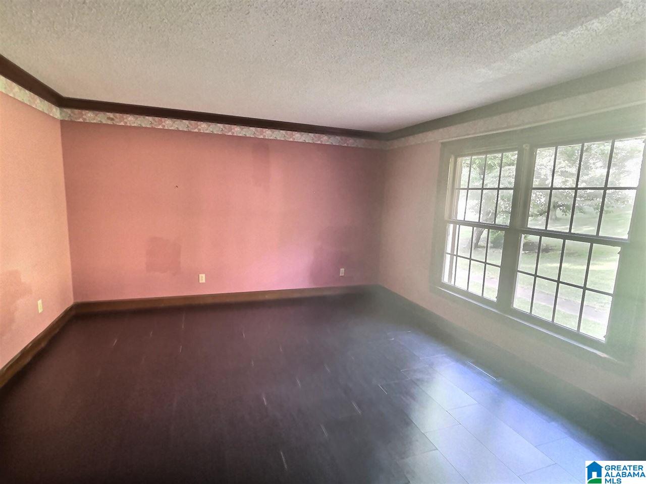 948 Pine Hill Road Birmingham, AL 35235 - Photo 4 of 12