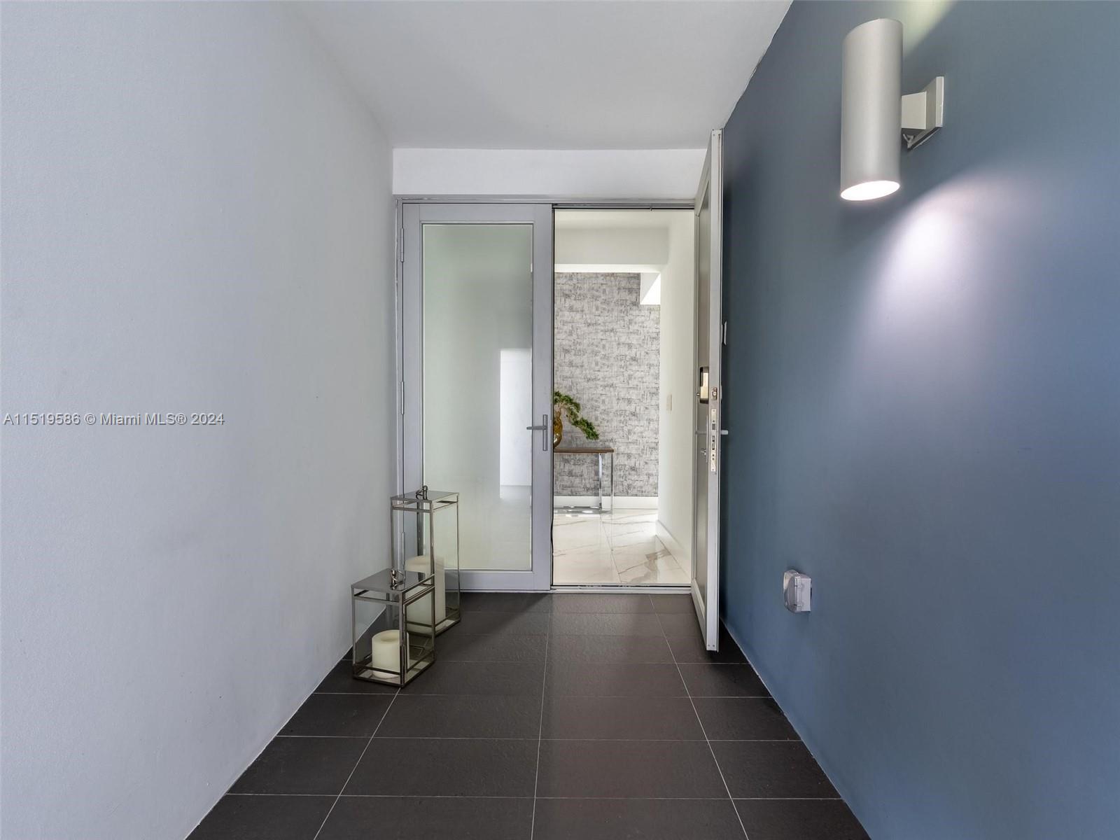 16601 Sunset Way Weston, FL 33326 - Photo 4 of 53