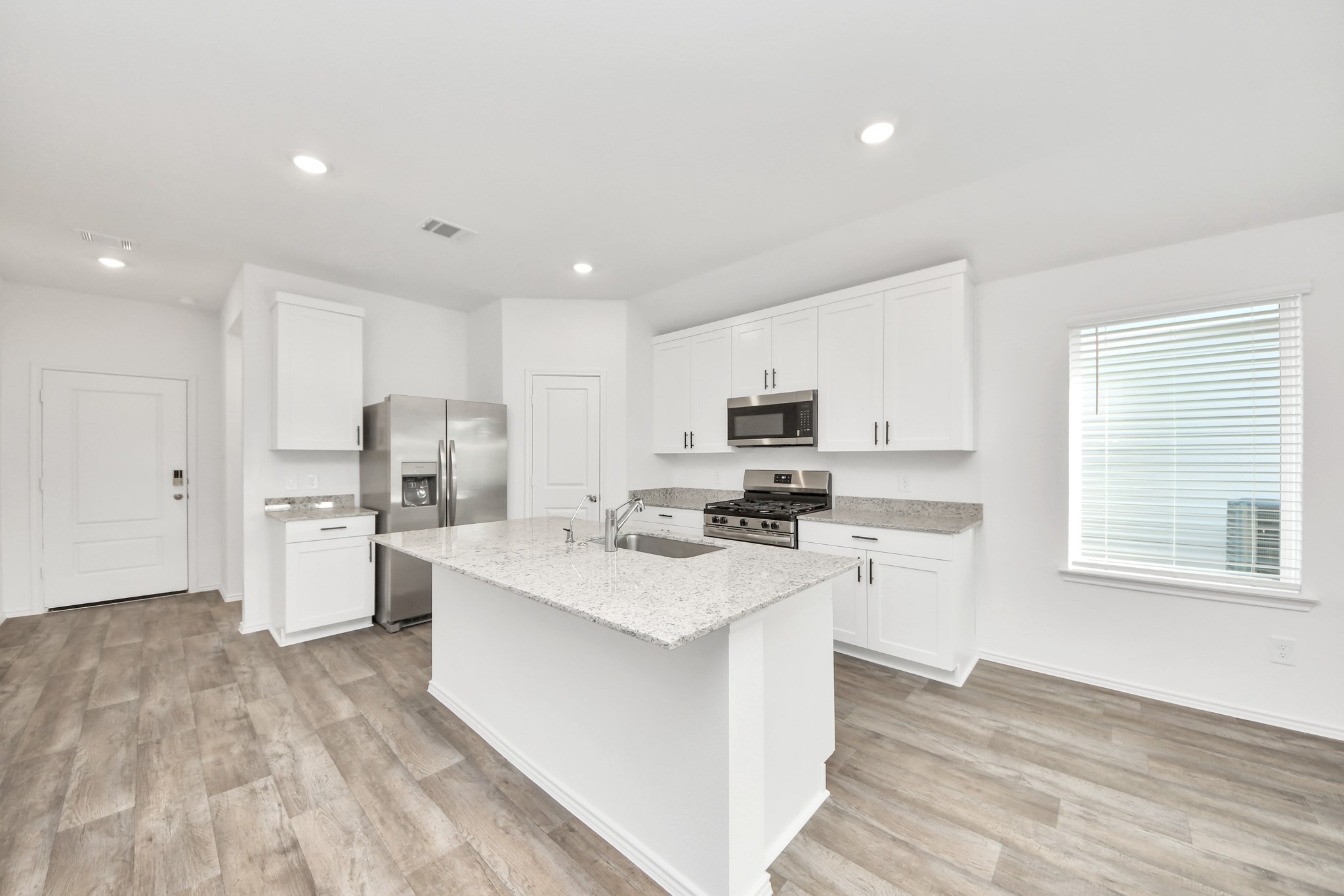 31426 Verona Ridge Drive Fulshear, TX 77441 - Photo 12 of 43 Gallery Image 12