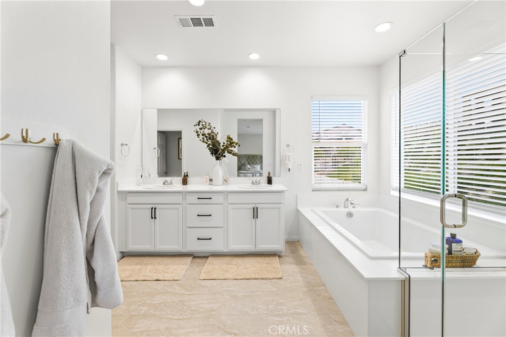 39490 Verbena Way Temecula, CA 92591 - Photo 34 of 70 Primary