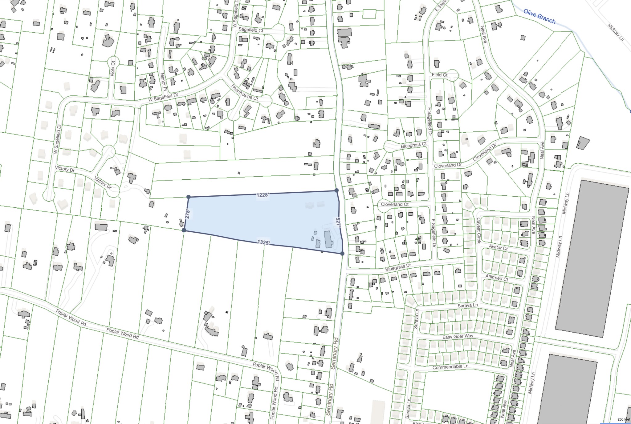 5742 Seminary Road Smyrna, TN 37167 - Photo 4 of 32 a bathroom with a shower