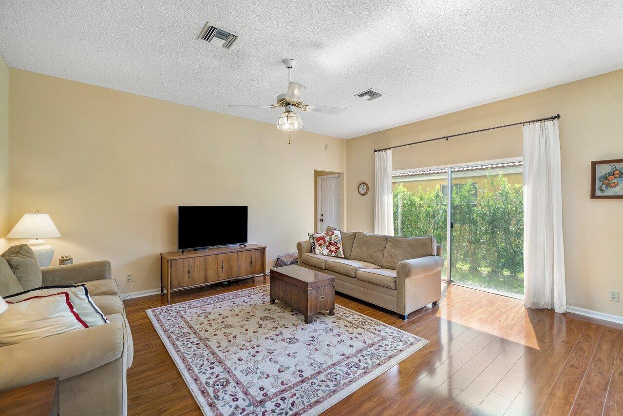 1801 Las Casas Road Boca Raton, FL 33486 - Photo 11 of 33 013-1801LasCasasRoad-BocaRaton-FL-33486-