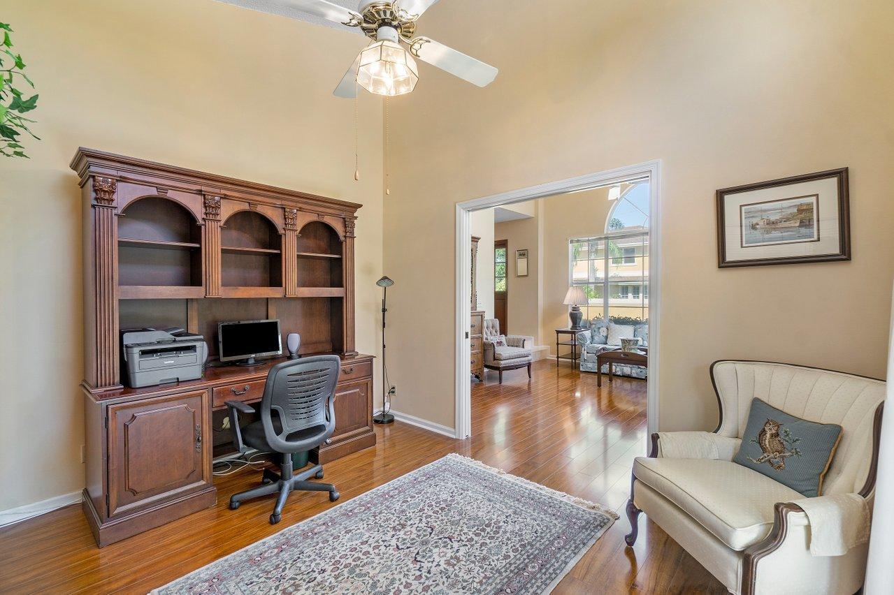 1801 Las Casas Road Boca Raton, FL 33486 - Photo 13 of 33 016-1801LasCasasRoad-BocaRaton-FL-33486-