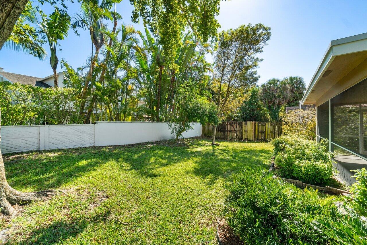 1801 Las Casas Road Boca Raton, FL 33486 - Photo 27 of 33 030-1801LasCasasRoad-BocaRaton-FL-33486-