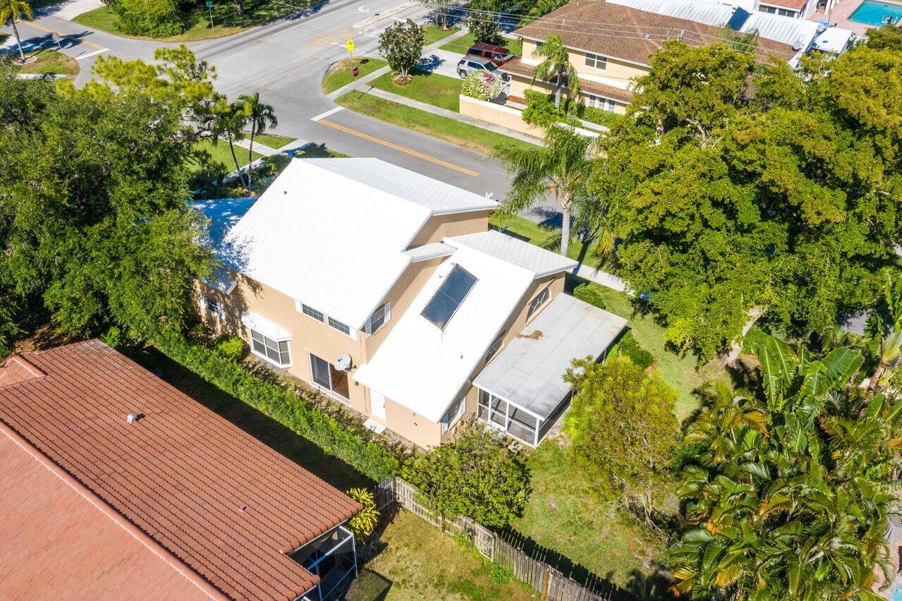 1801 Las Casas Road Boca Raton, FL 33486 - Photo 32 of 33 035-1801LasCasasRoad-BocaRaton-FL-33486-
