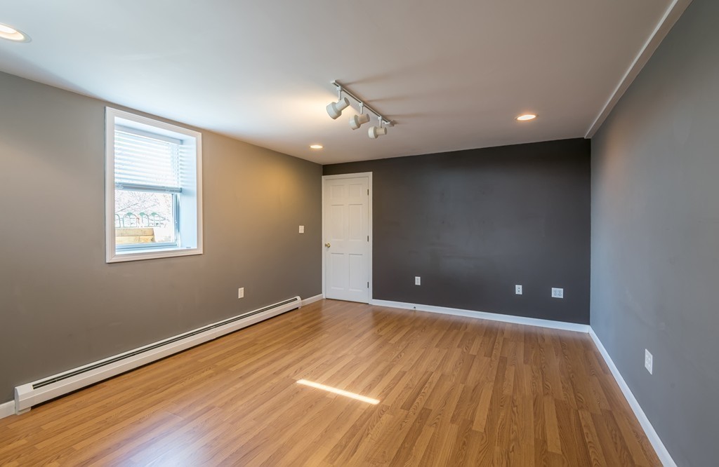 301 Den Quarry Road Lynn, MA 01904 - Photo 17 of 30 Gallery Image 17