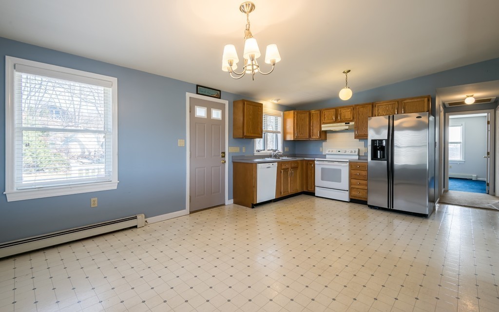 301 Den Quarry Road Lynn, MA 01904 - Photo 10 of 30 Gallery Image 10