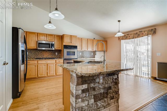 7760 McLaughlin Road Peyton, CO 80831 - Photo 10 of 30 Gallery Image 10