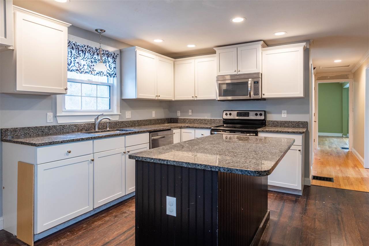 131 Hoit Road Concord, NH 03301 - Photo 3 of 16