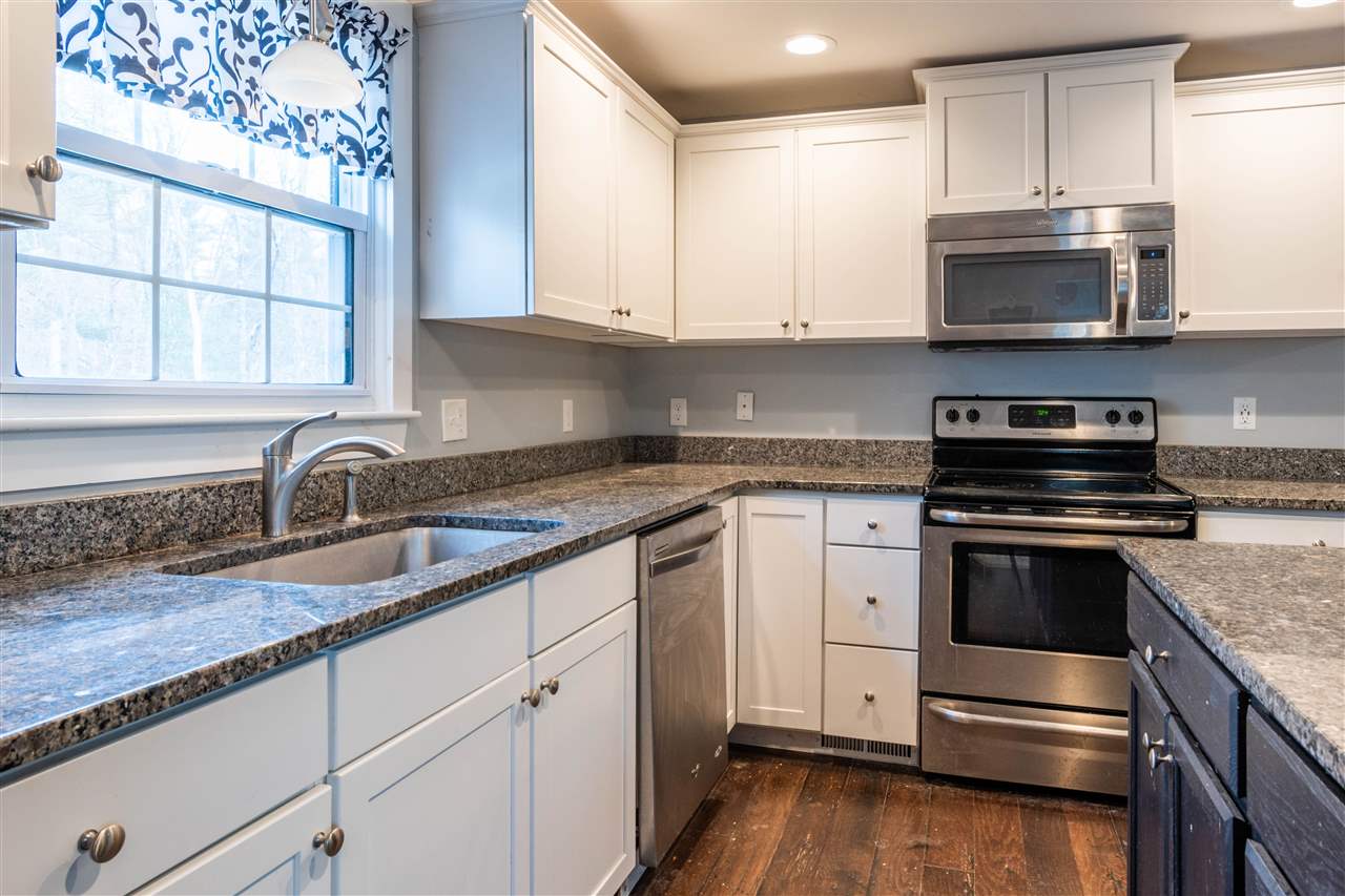 131 Hoit Road Concord, NH 03301 - Photo 4 of 16