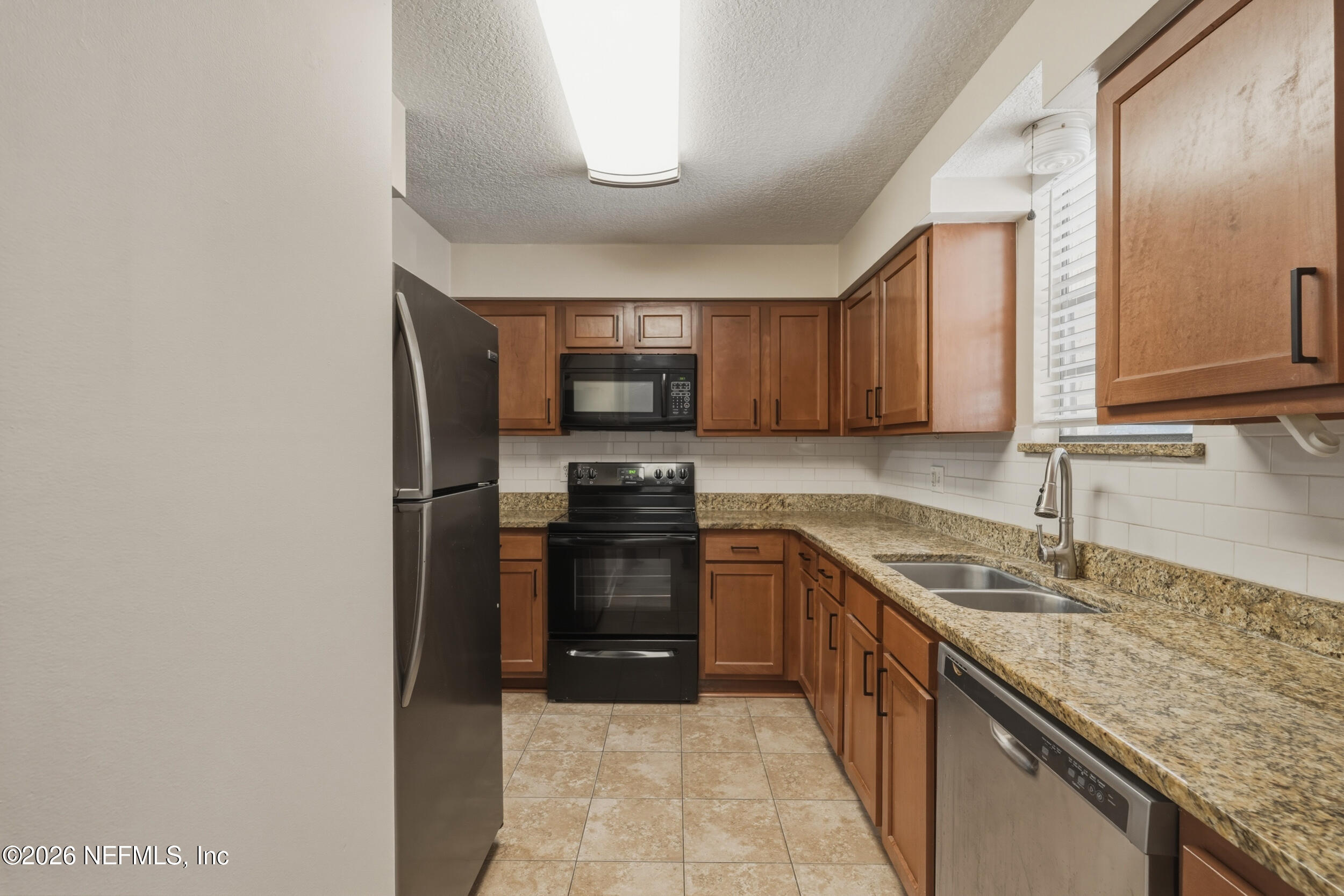 1757 El Camino Road, Unit 4 Jacksonville, FL 32216 - Photo 2 of 26 2_lens2listing-7