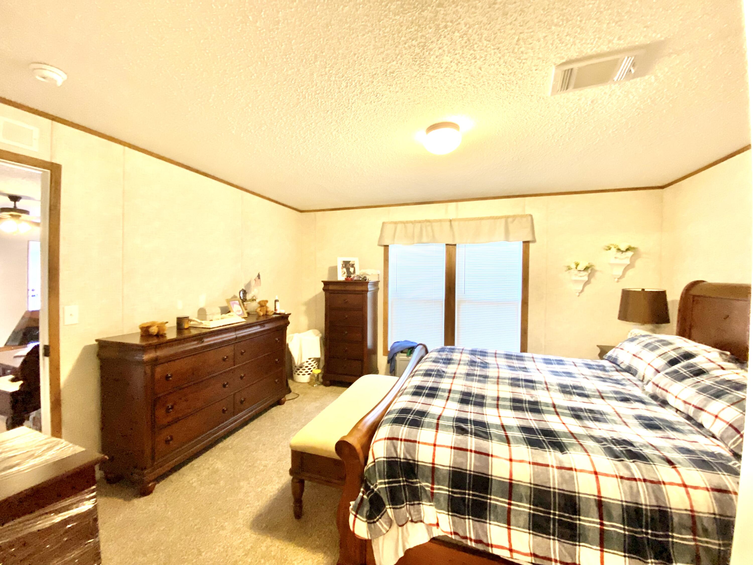 3925 Bear Creek Road Crestview, FL 32539 - Photo 19 of 45 6B54E6FA-7292-4841-9932-720C17269D35