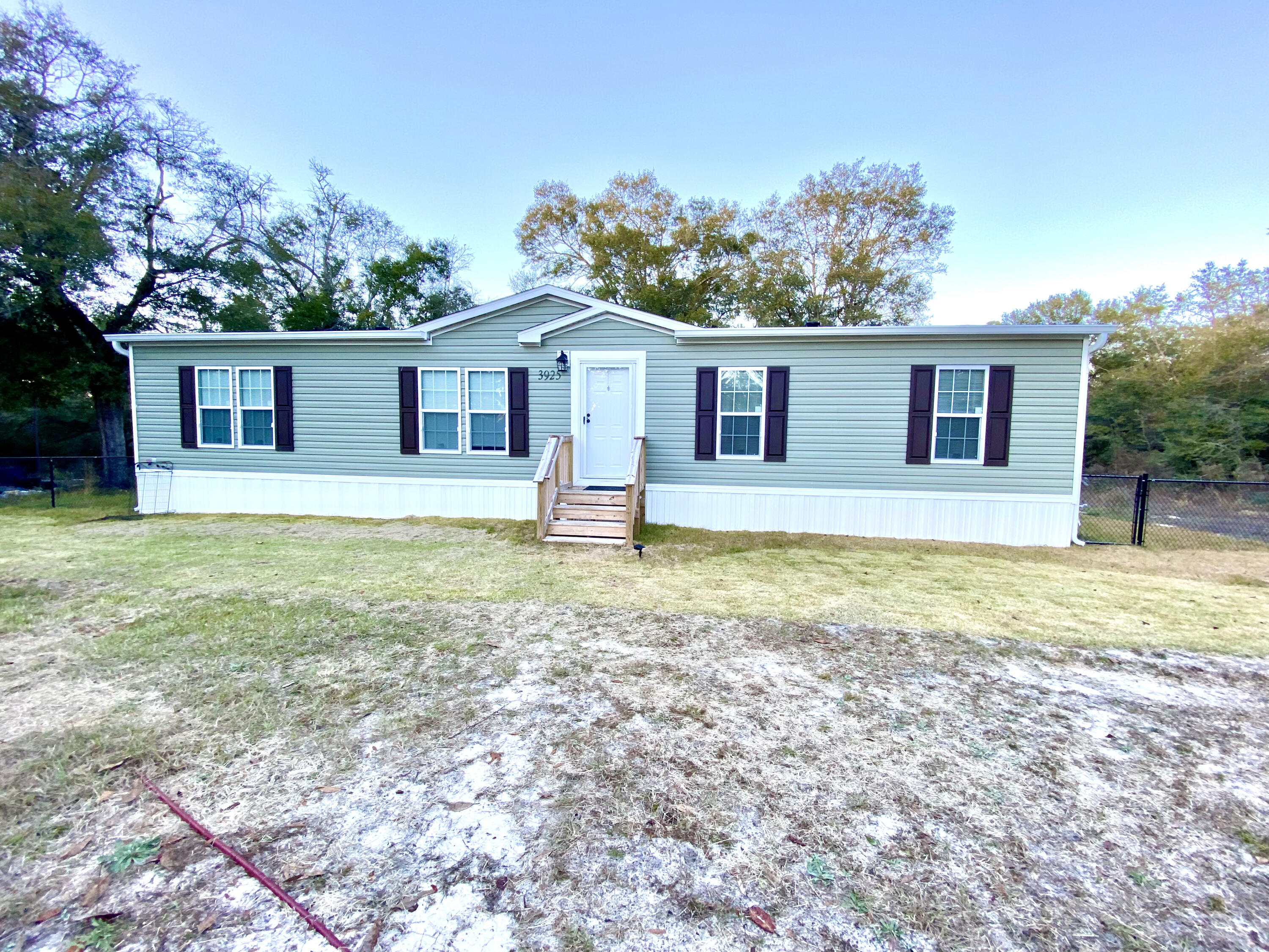 3925 Bear Creek Road Crestview, FL 32539 - Photo 5 of 45 3E75652A-015B-44FA-9795-66D9634F84AF