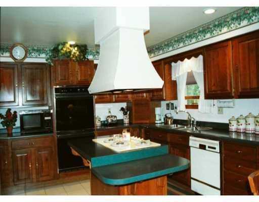 1123 Ridge Road Ambridge, PA 15003 - Photo 2 of 8 Kitchen.