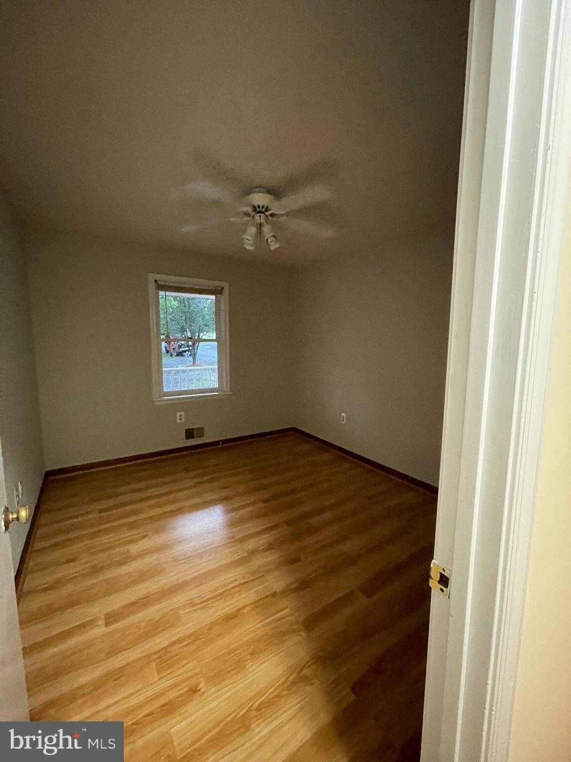 12707 Dumfries Road Manassas, VA 20112 - Photo 20 of 40 Gallery Image 20