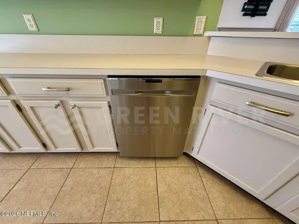 $2,050 | 2927 Waters View Circle, Orange Park, FL 32073