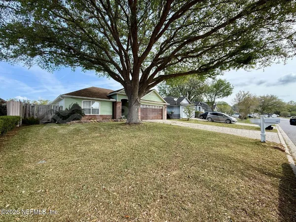 $2,050 | 2927 Waters View Circle, Orange Park, FL 32073