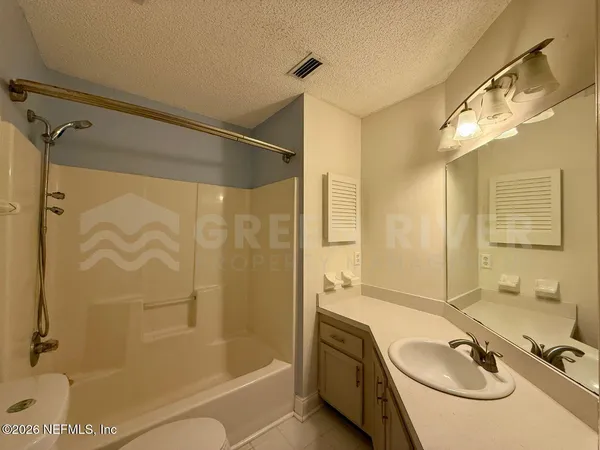 $2,050 | 2927 Waters View Circle, Orange Park, FL 32073