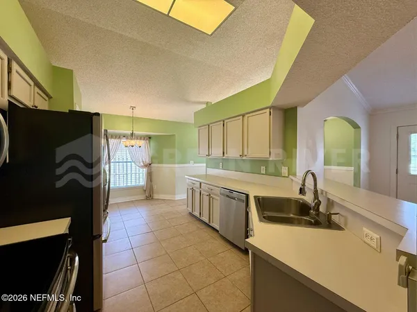 $2,050 | 2927 Waters View Circle, Orange Park, FL 32073