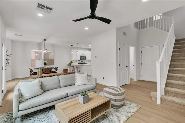 $419,999 | 715 Taliput Palm Place, Henderson, NV 89011