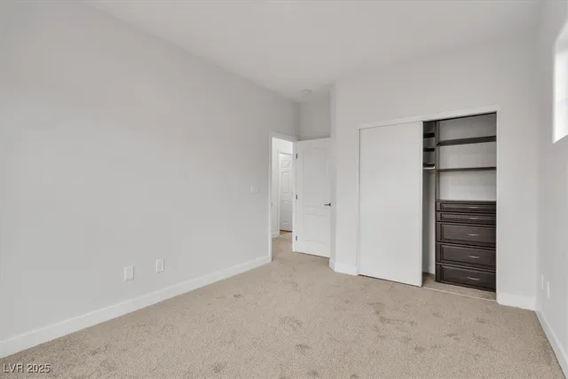 $419,999 | 715 Taliput Palm Place, Henderson, NV 89011