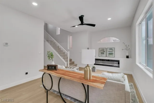 $419,999 | 715 Taliput Palm Place, Henderson, NV 89011