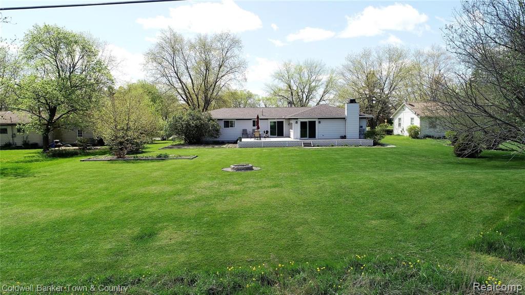 5675 Pinckney Road Howell, MI 48843 - Photo 27 of 36