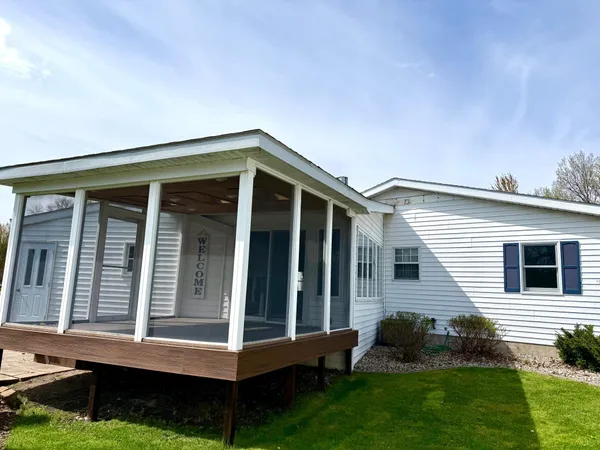 $267,900 | 225 Sunrise Boulevard, Redwood Falls, MN 56283