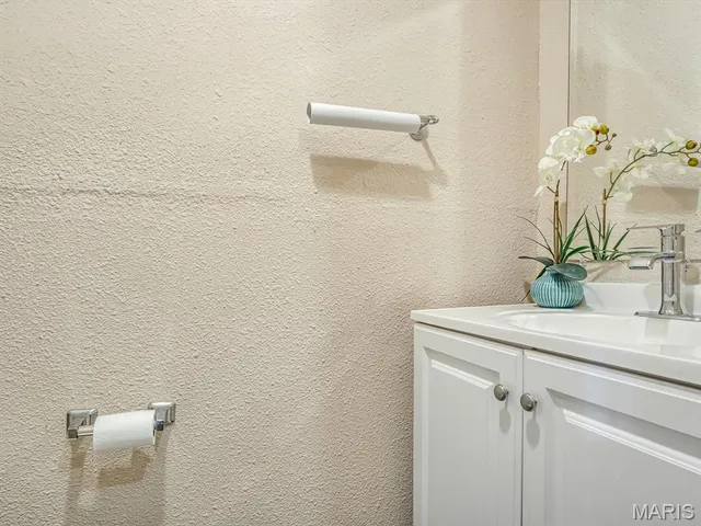 $125,000 | 616 Arrowhead Drive, Collinsville, IL 62234