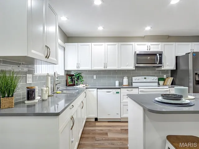 $125,000 | 616 Arrowhead Drive, Collinsville, IL 62234