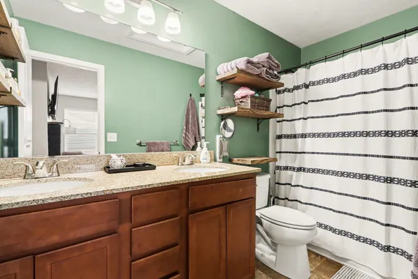 $330,000 | 1754 Grovenberg Court, Vicksburg, MI 49097