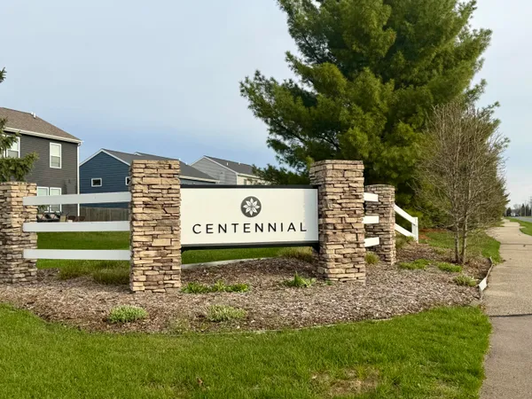 $330,000 | 1754 Grovenberg Court, Vicksburg, MI 49097