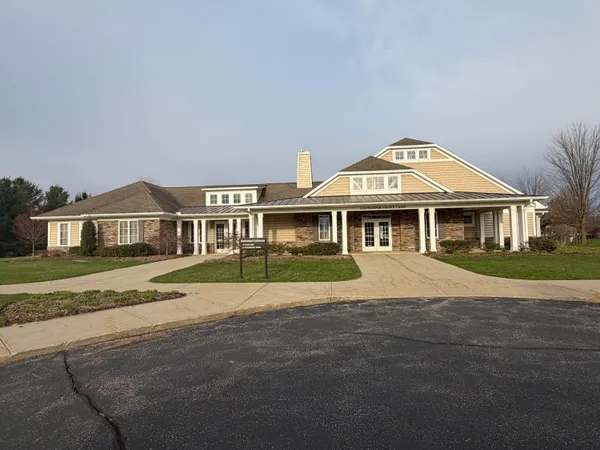 $330,000 | 1754 Grovenberg Court, Vicksburg, MI 49097