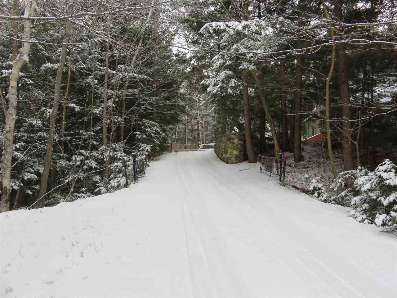 109 Glen Road Gorham, NH 03581 - Photo 4 of 25 Gallery Image 4