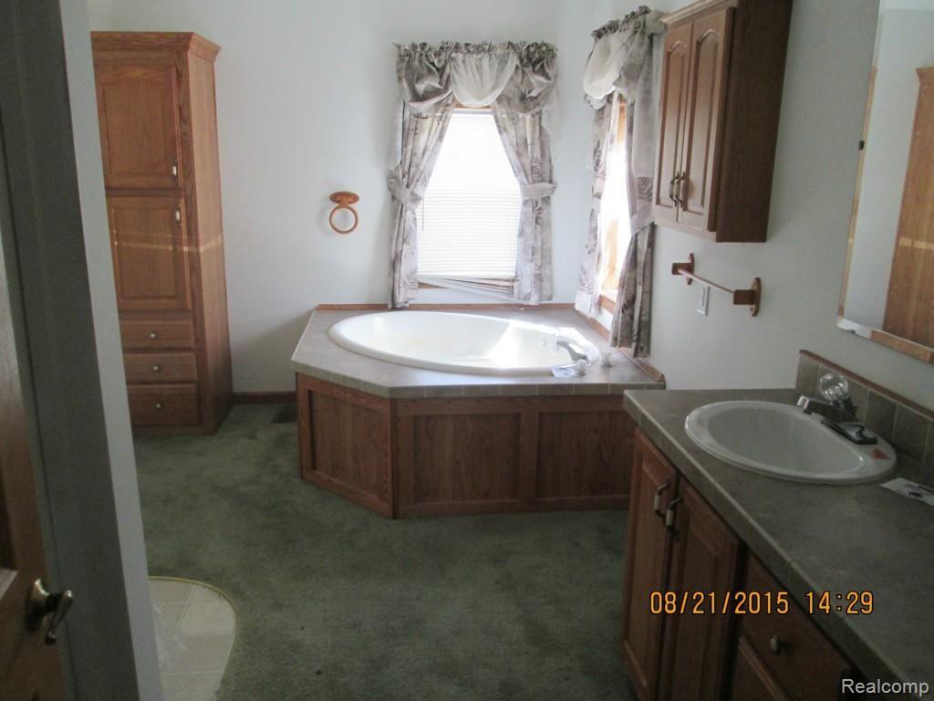 3955 Duce Road Avoca, MI 48006 - Photo 22 of 40 IMG_3316.jpg