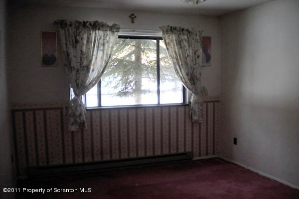 21 Beaver Run Road Newfoundland, PA 18445 - Photo 4 of 15 Gallery Image 4